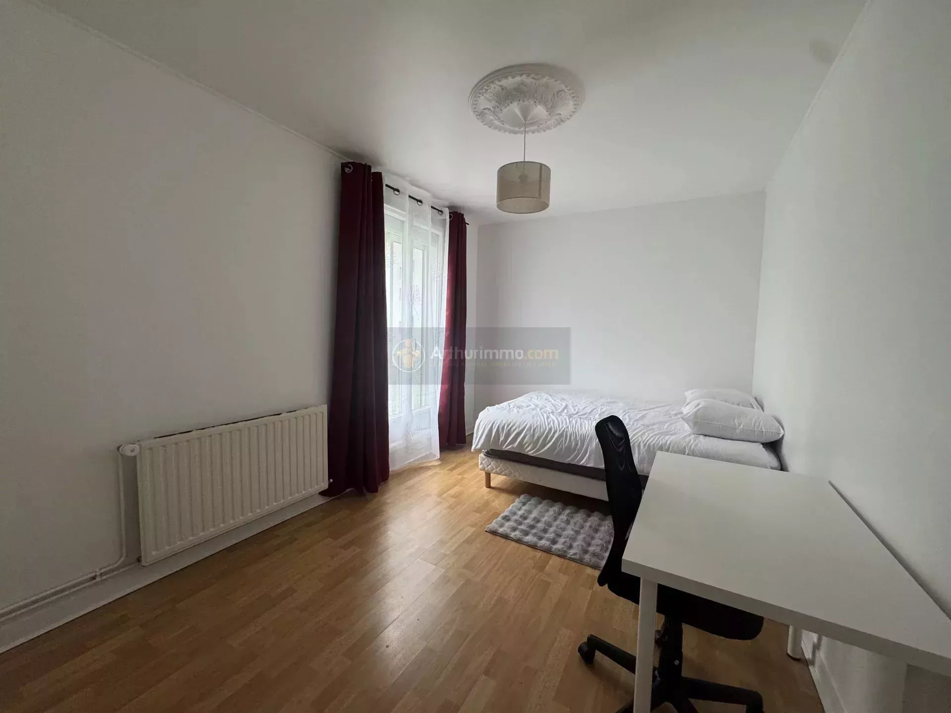 Flat Rue René Caillé in Brest