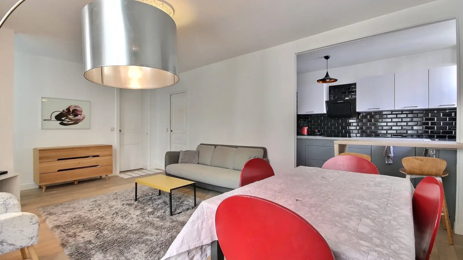 Appartement Quai de Valmy à Paris