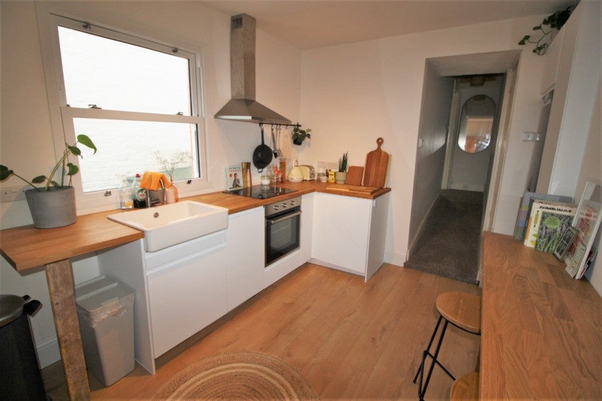 Flat Heavitree Park in Exeter