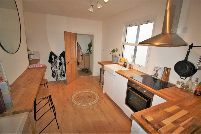 Flat Heavitree Park in Exeter