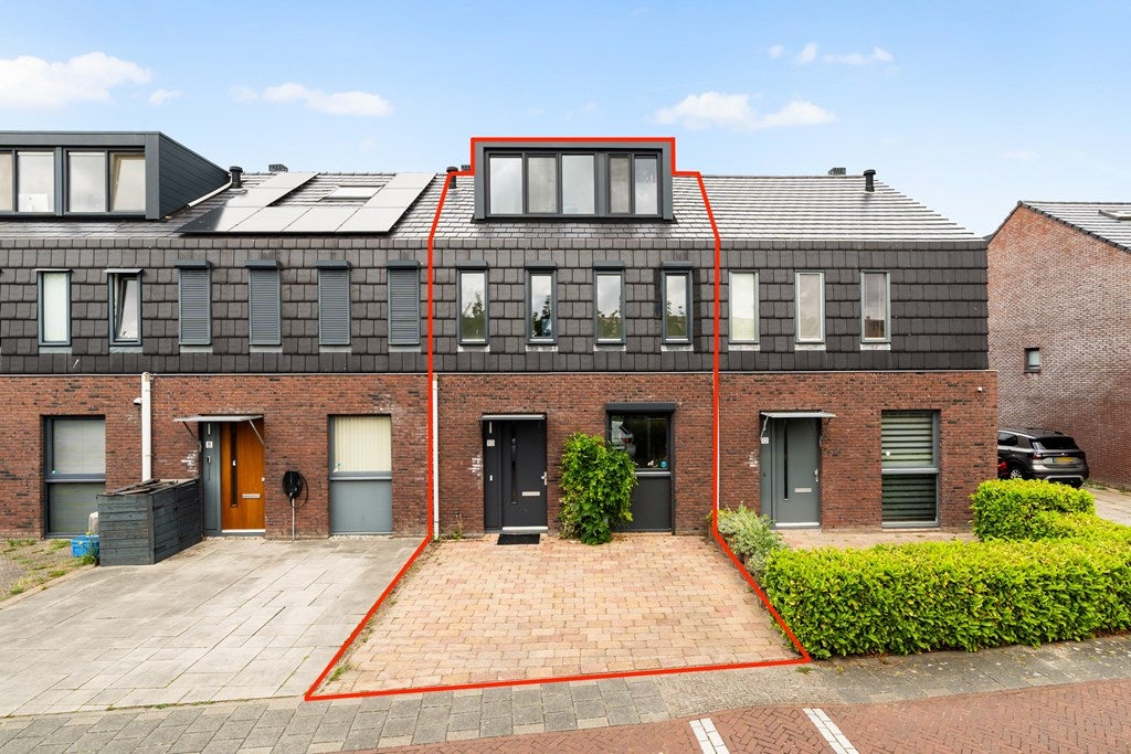 Adrianus van Driellaan 10 in Den Haag