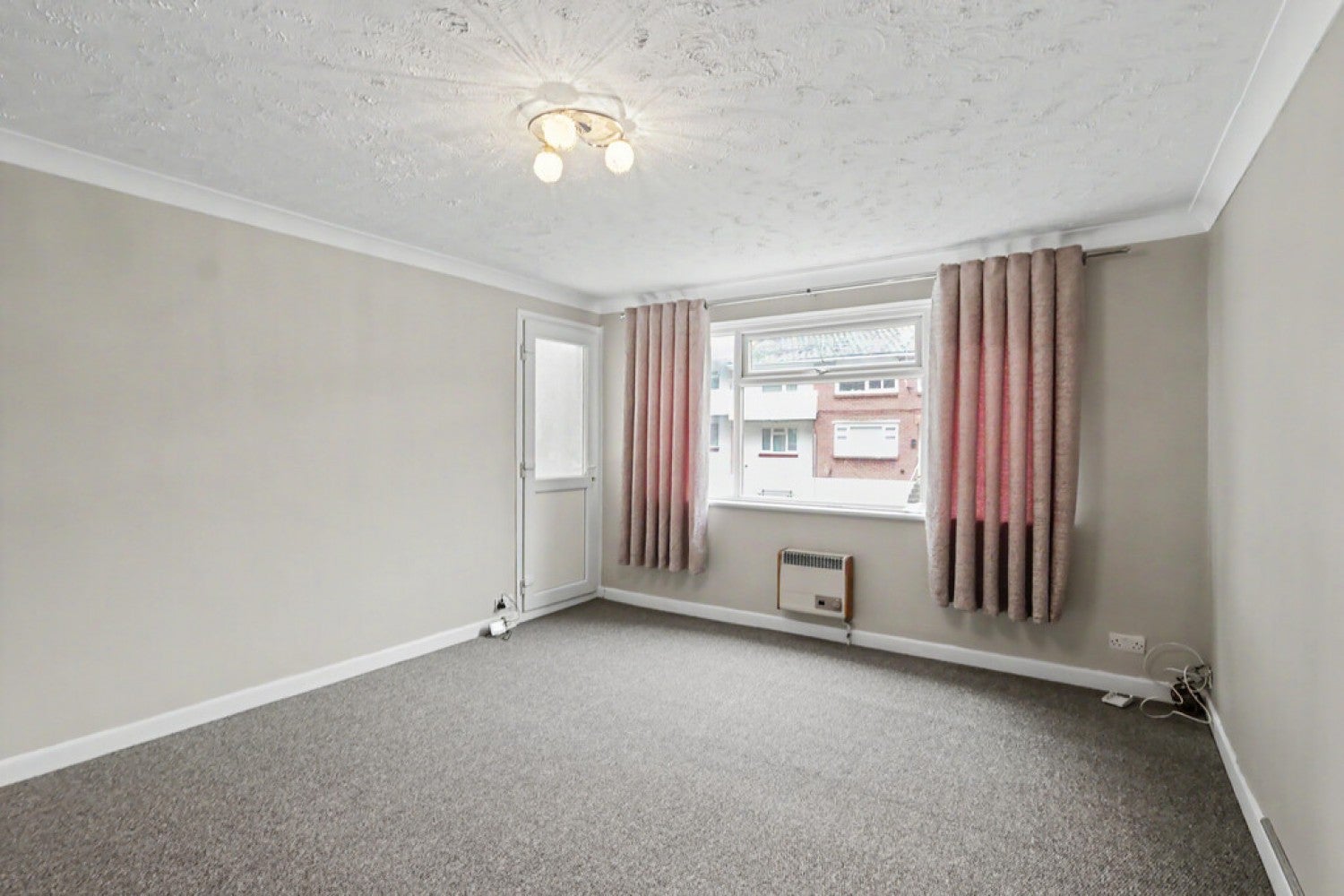 Flat Deneve Avenue in Poole