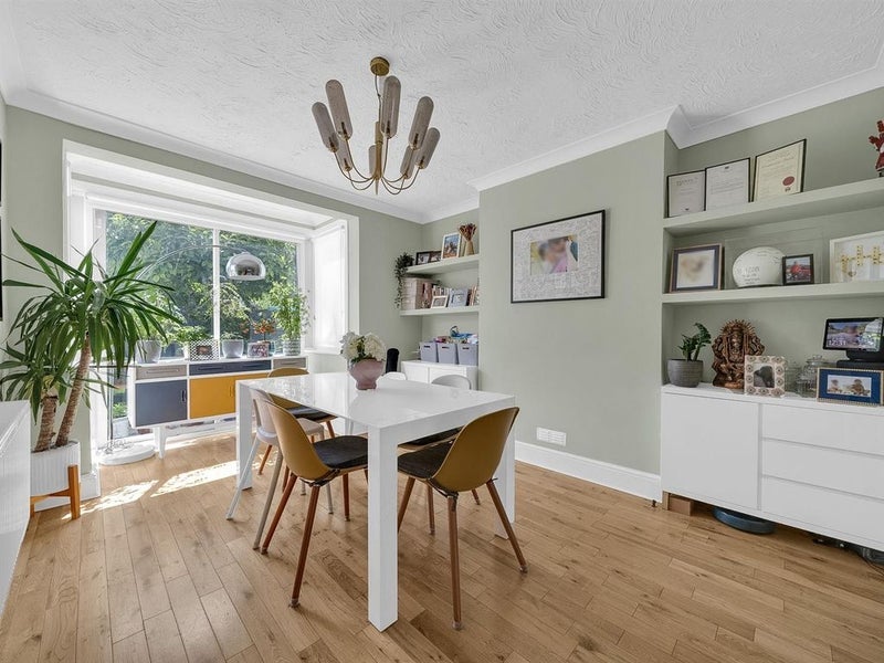 Room Thaxted Road in Greater London