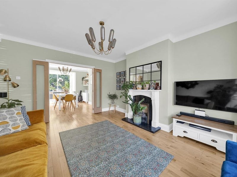 Room Thaxted Road in Greater London