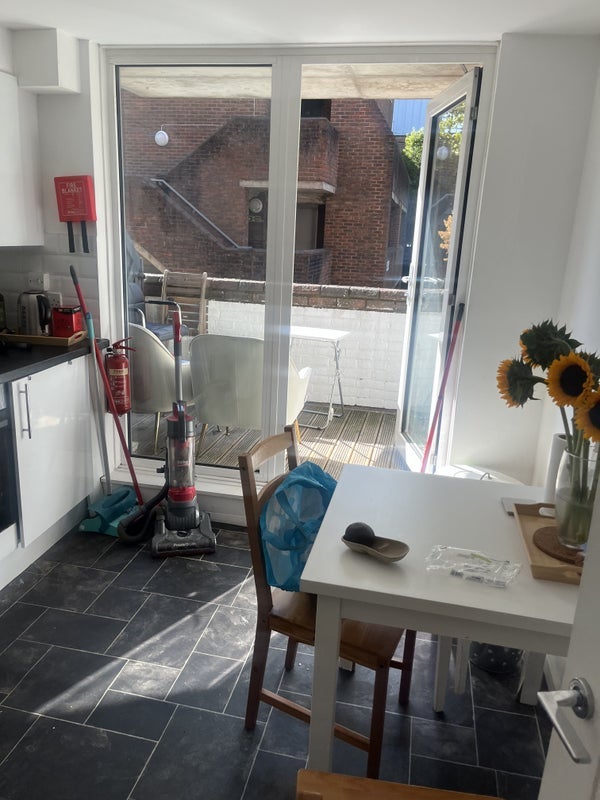 Room Talbot Road in City of Westminster