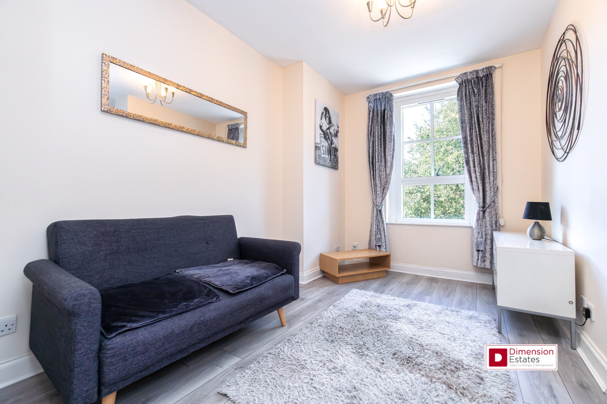 Flat Wilmot Street in Greater London