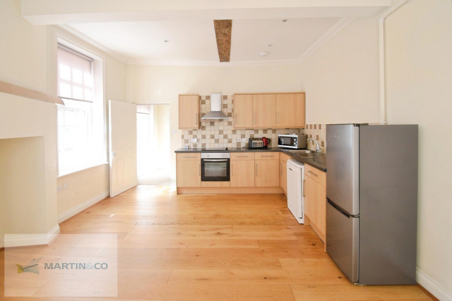 Flat South Street in Mole Valley