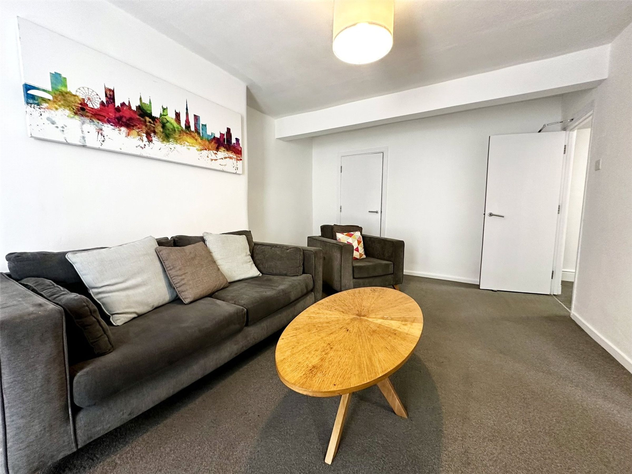 Flat Stapleton Road in Bristol