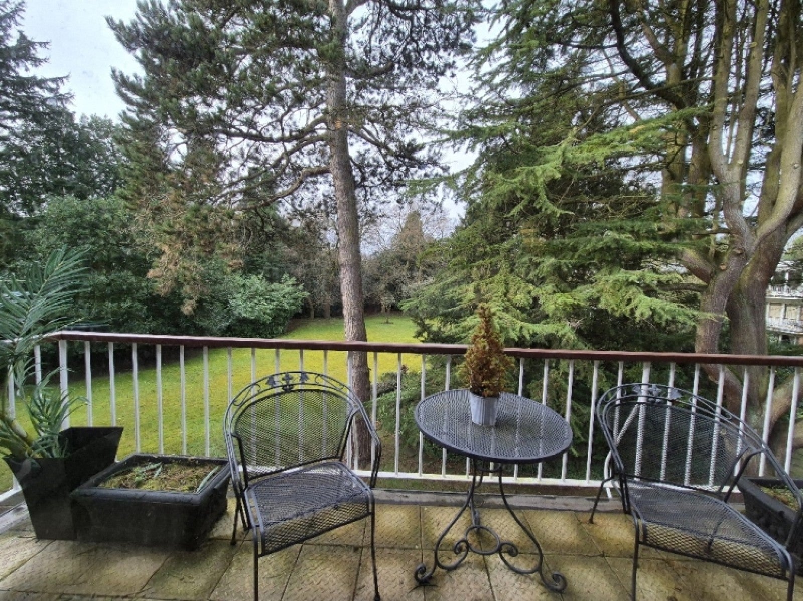 Flat Wesson Gardens in Halesowen