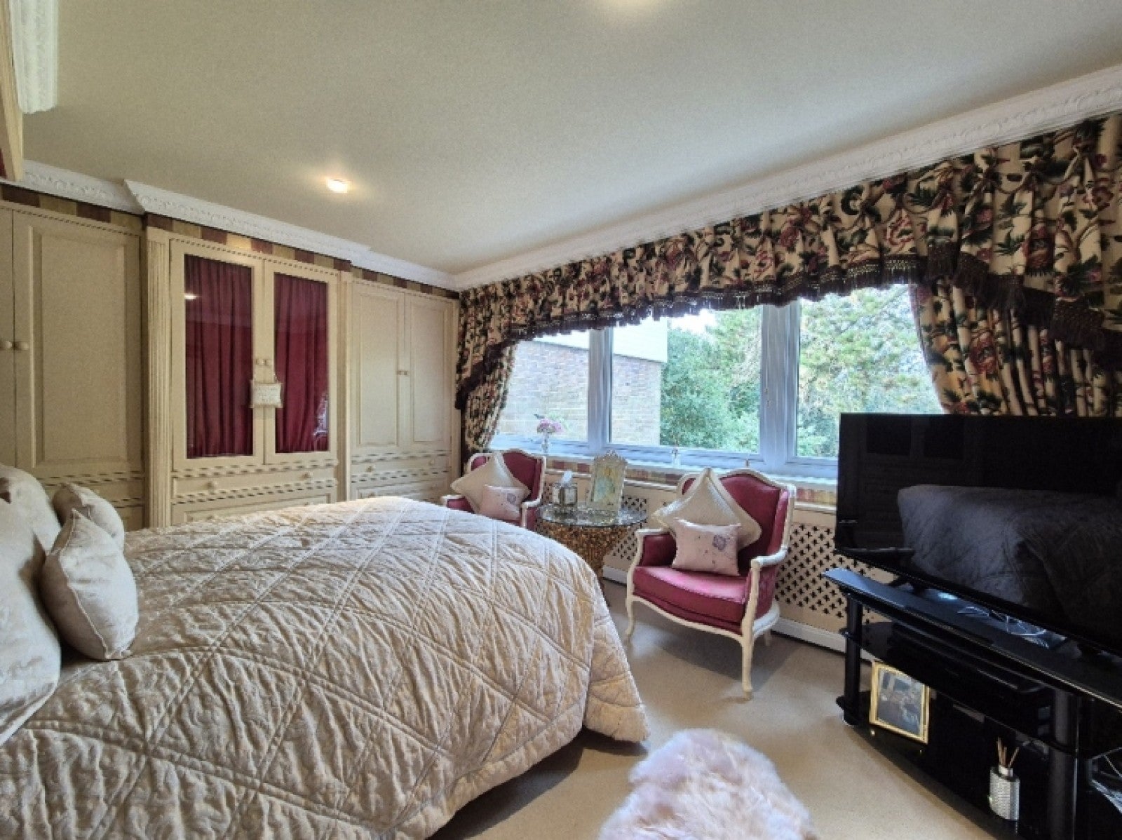 Flat Wesson Gardens in Halesowen