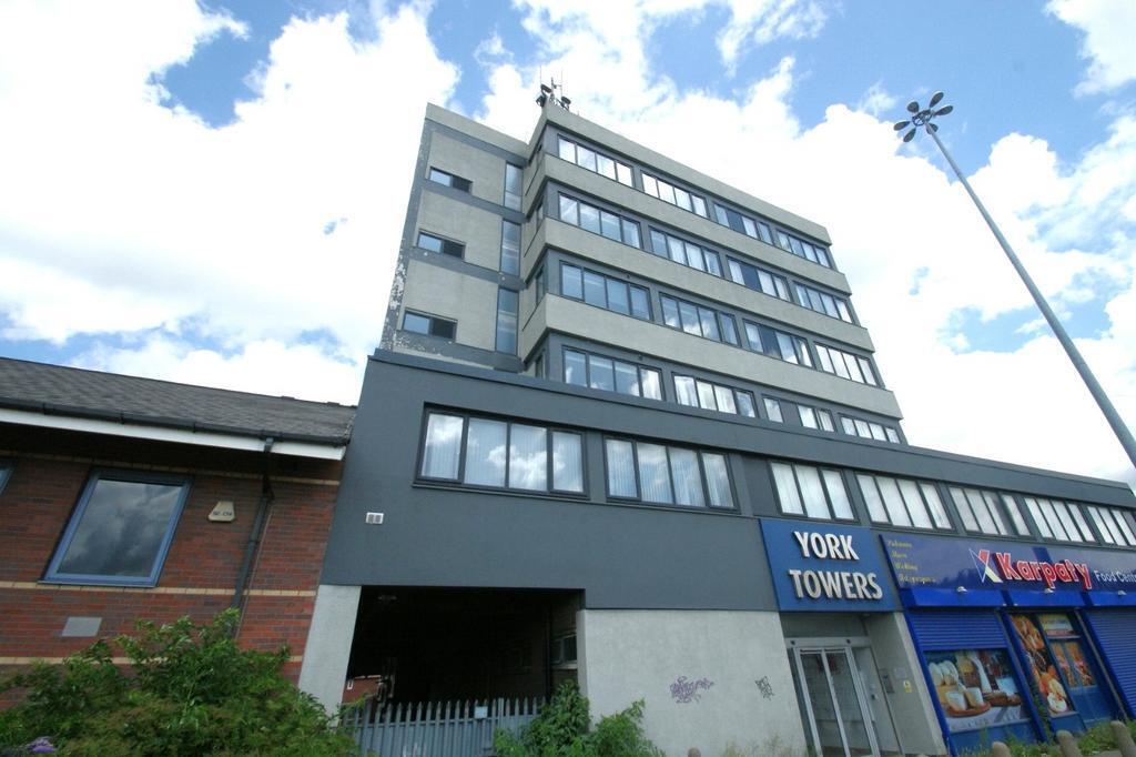 Flat Torre Lane in Leeds