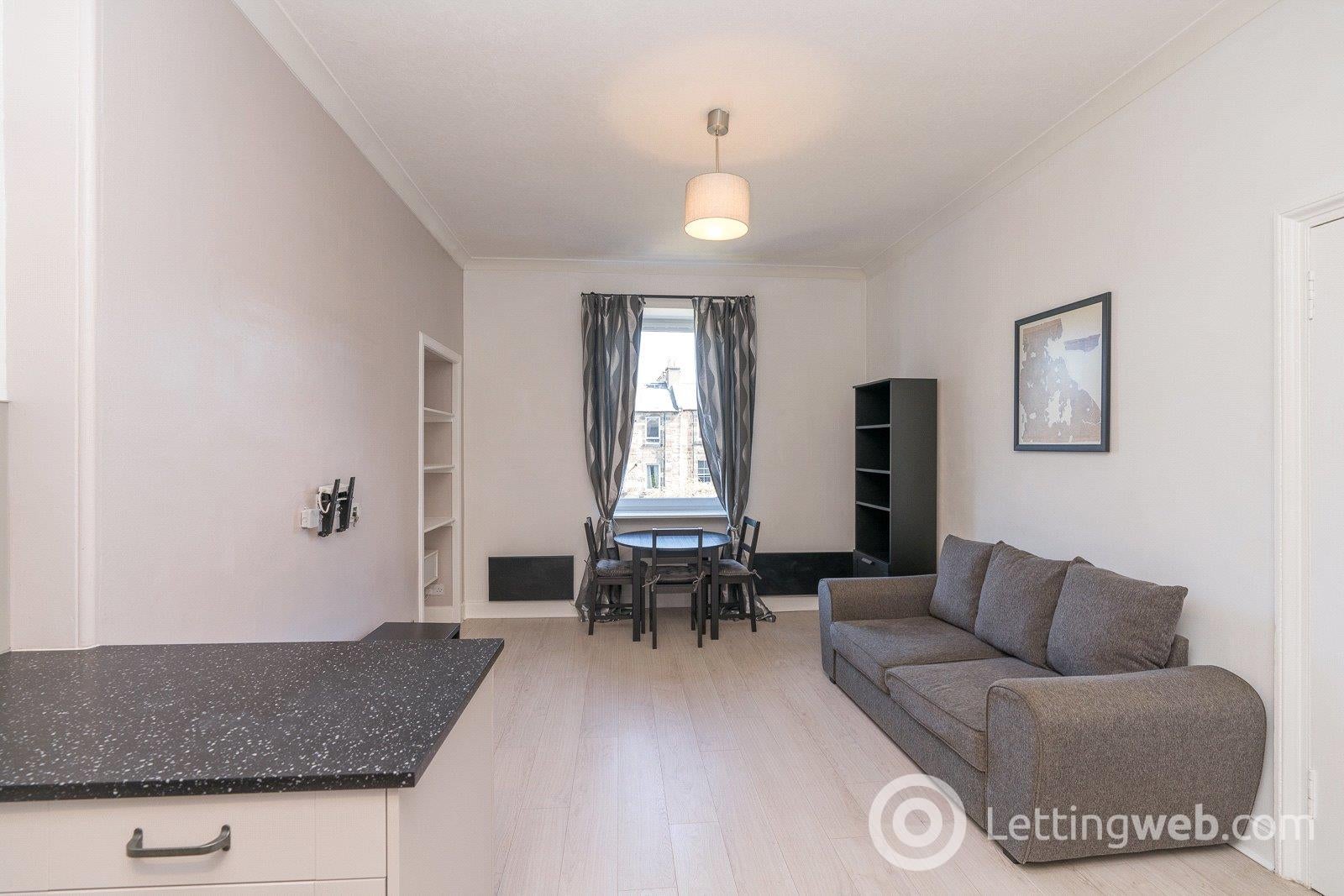 Flat Halmyre Street in Edinburgh