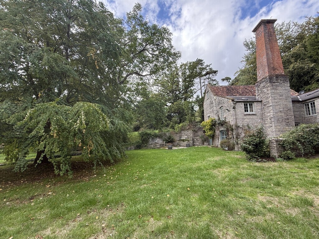 House B3151 in Somerton