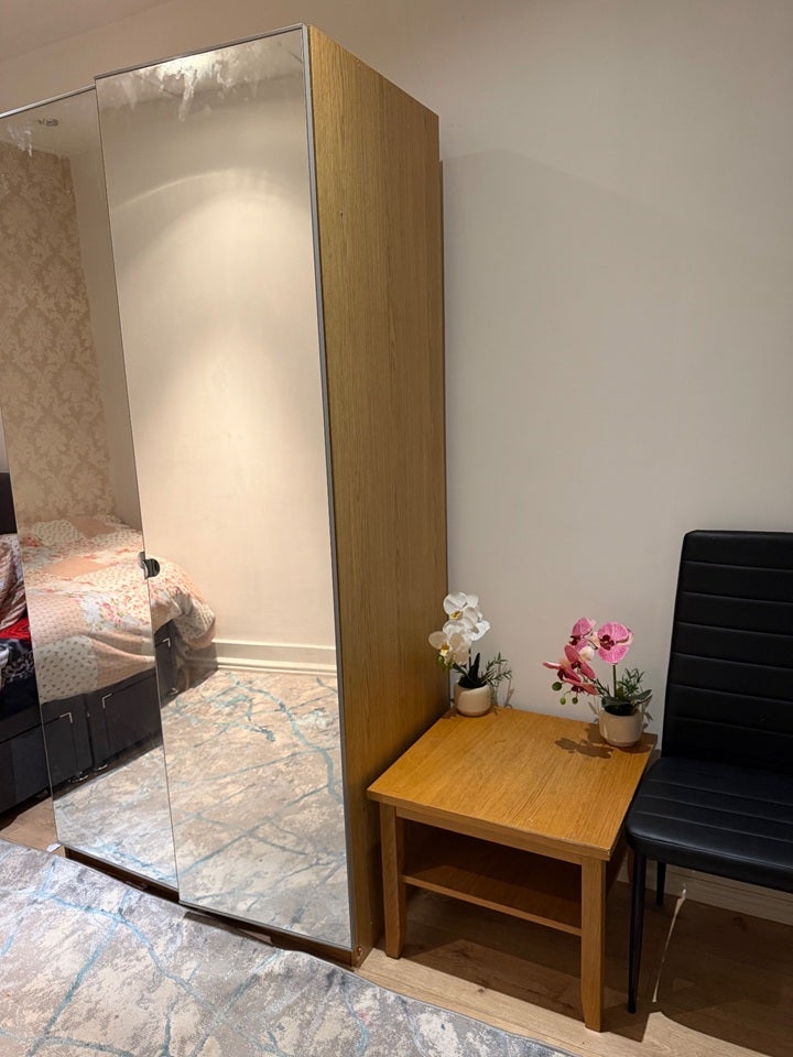 Room Southsea Avenue in Watford