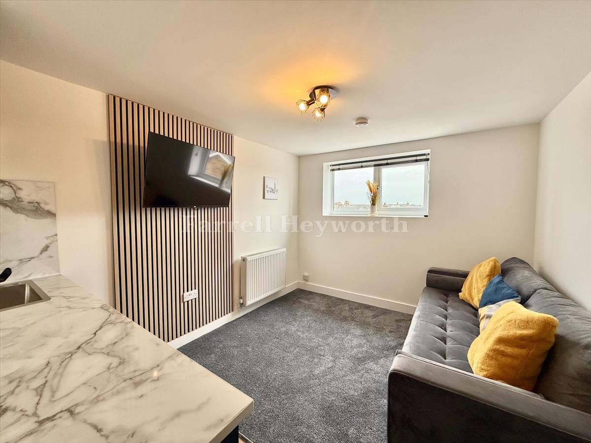 Flat Heysham Road in Lancaster