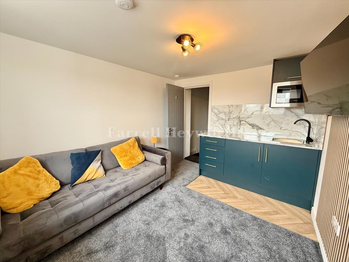 Flat Heysham Road in Lancaster