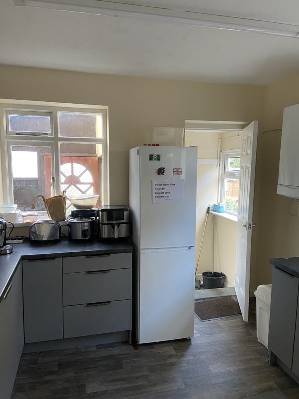 Room Edgley Drive in West Lancashire