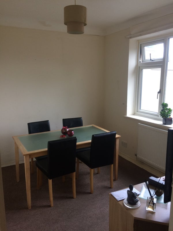 Room Edgley Drive in West Lancashire