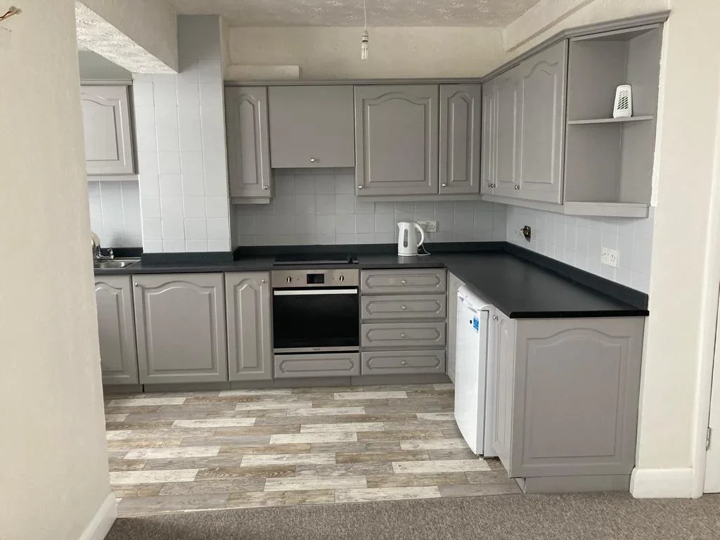 Flat North Approach in Watford