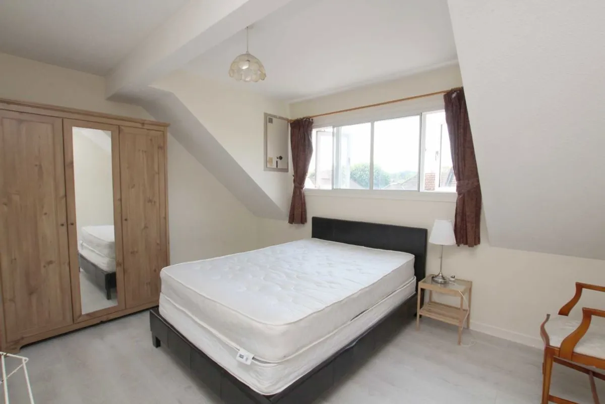 Flat Glenbuck Road in Greater London