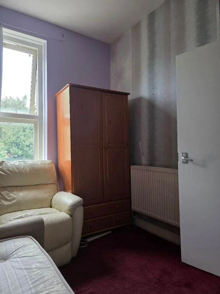 Room Richmond Road in Greater London