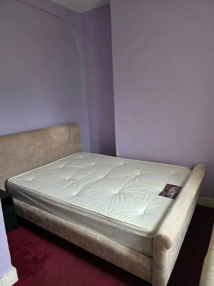 Room Richmond Road in Greater London