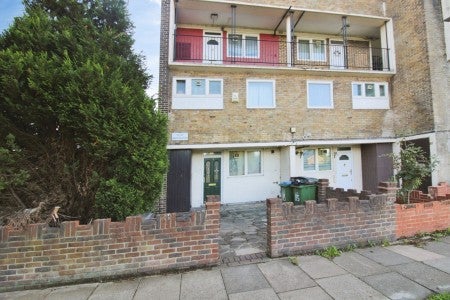 Flat Godstow Road in Greater London