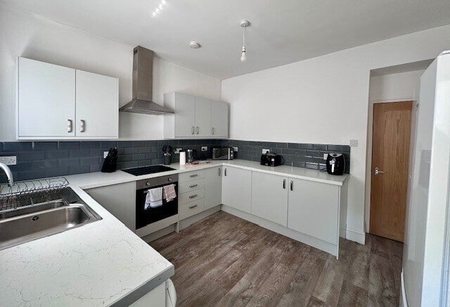 Flat Risca Road in Newport