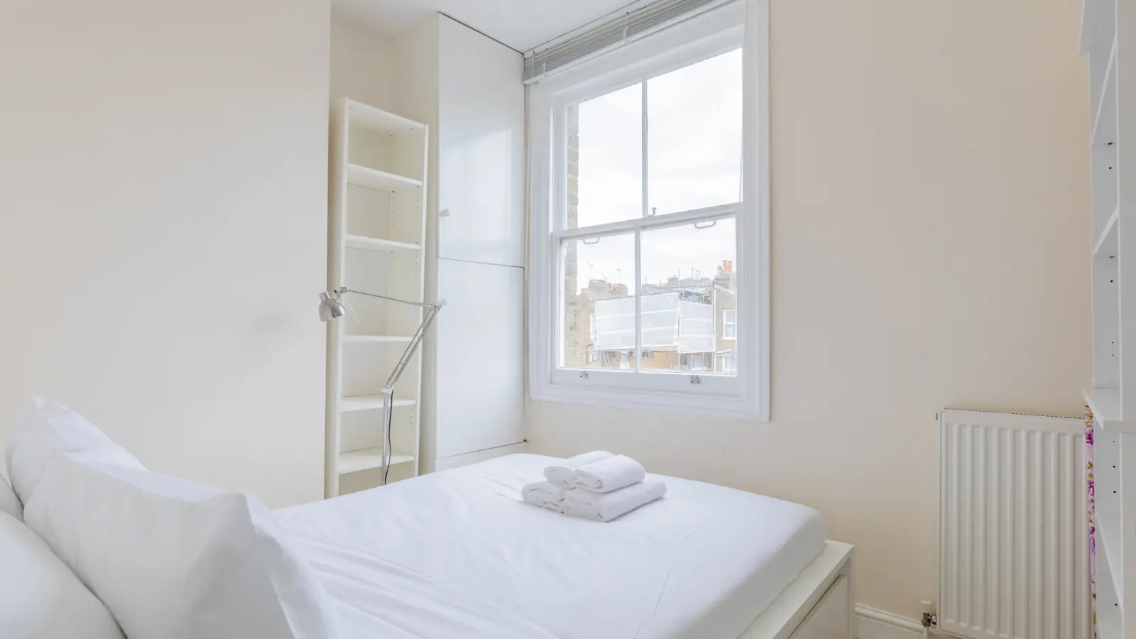 Flat Allen Road in Greater London