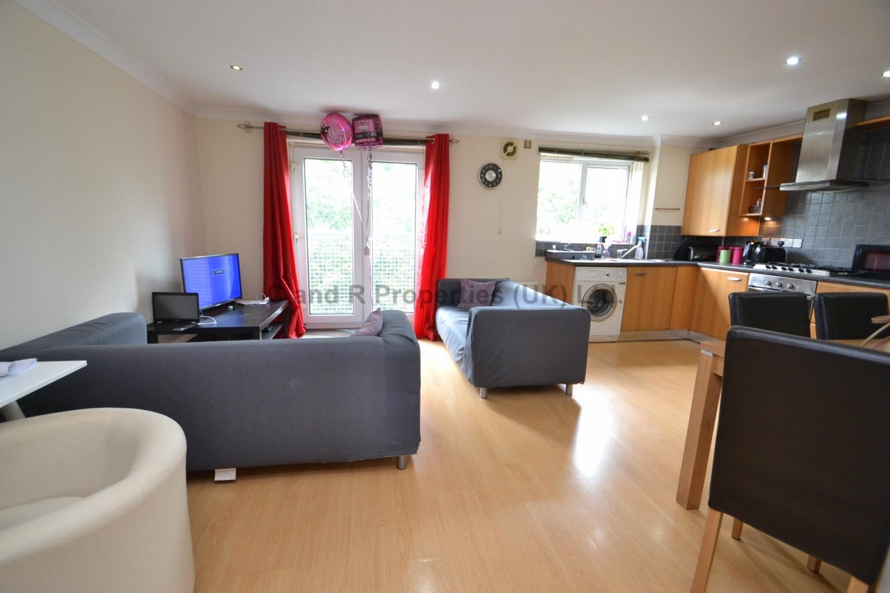 Flat Stretford Road in Manchester