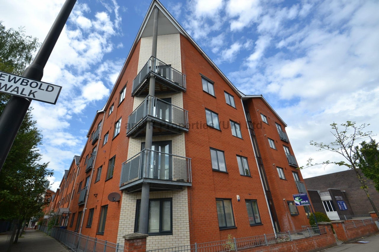 Flat Stretford Road in Manchester