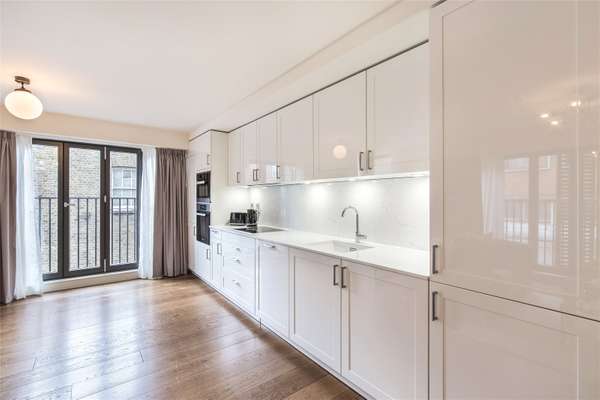 Flat Bateman Street in City of Westminster