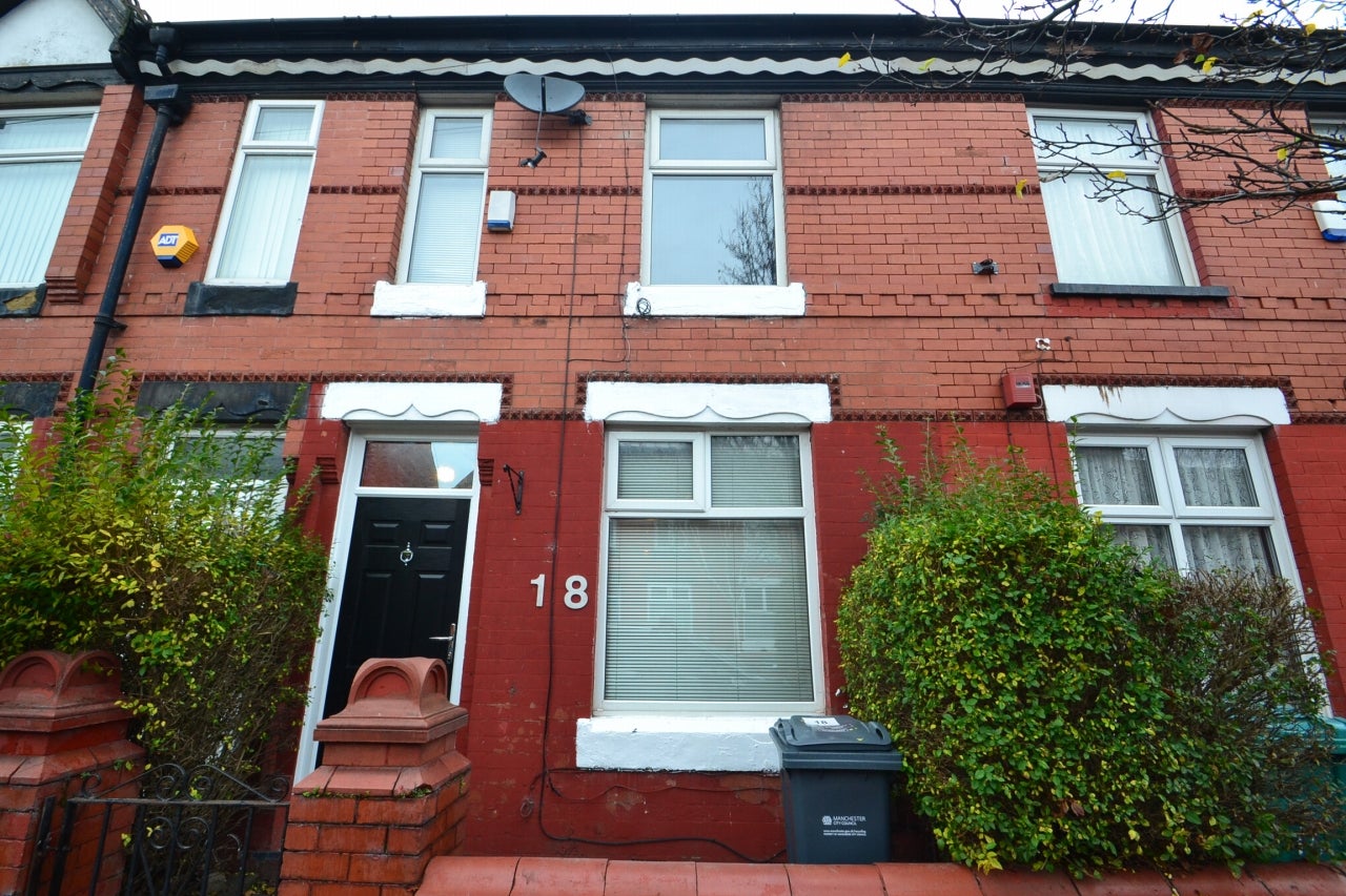 House Thornton Road in Manchester