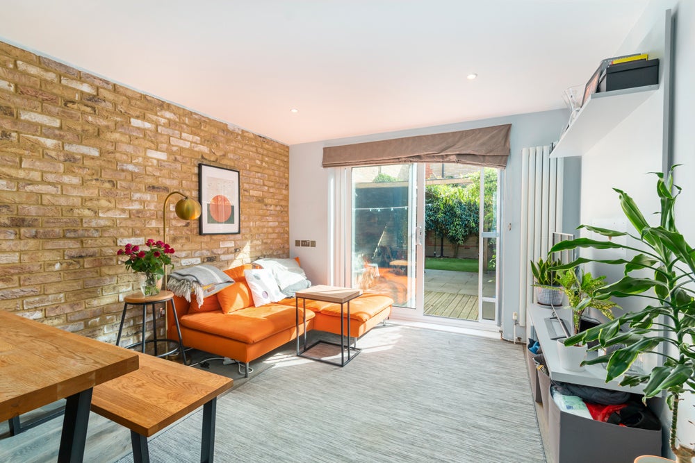 House Hydethorpe Road in Greater London