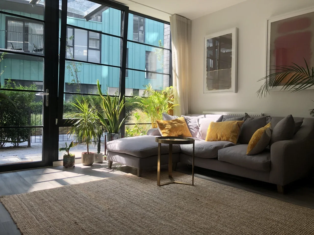 Flat Bundocks Walk in Greater London