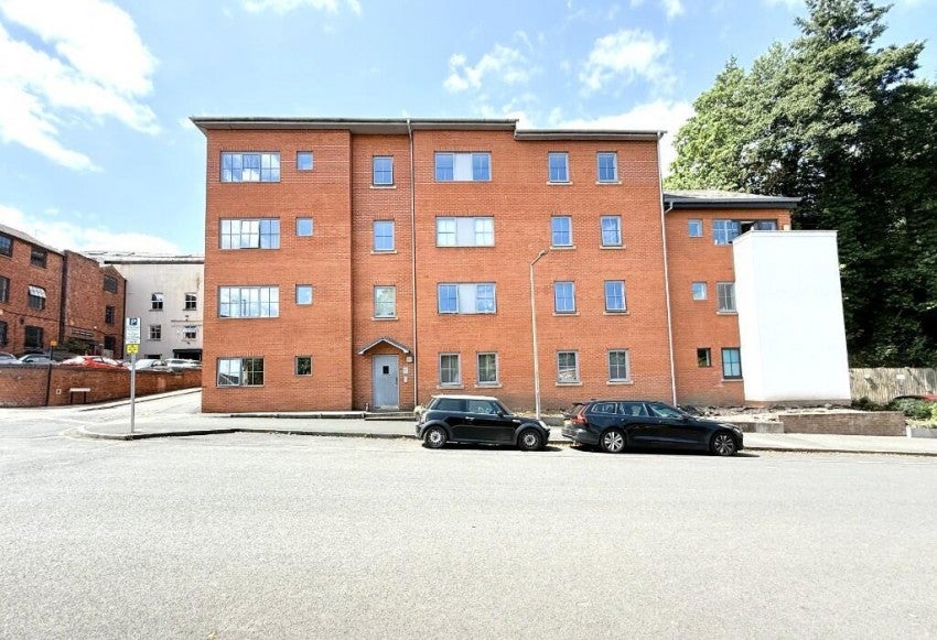 Flat Hopes Carr in Stockport