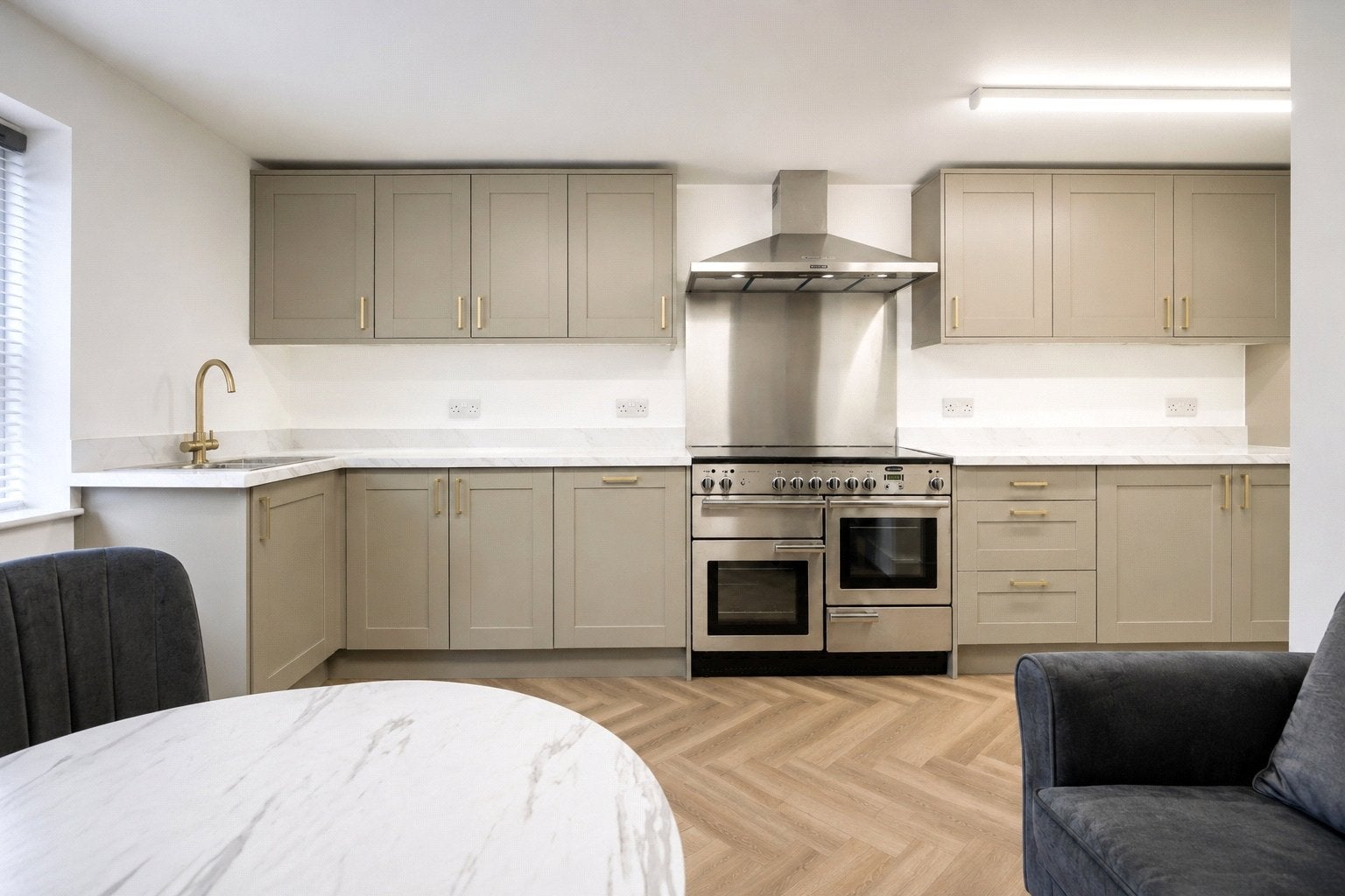 Room Royal Oak Road in Woking