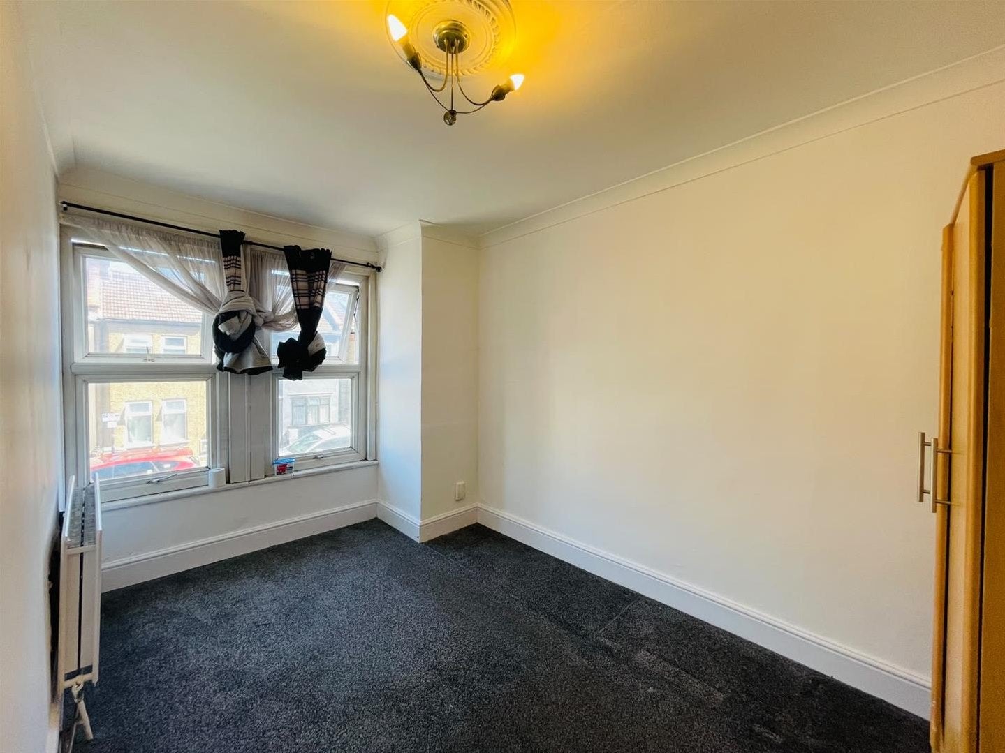 House Fulbourne Road in Greater London