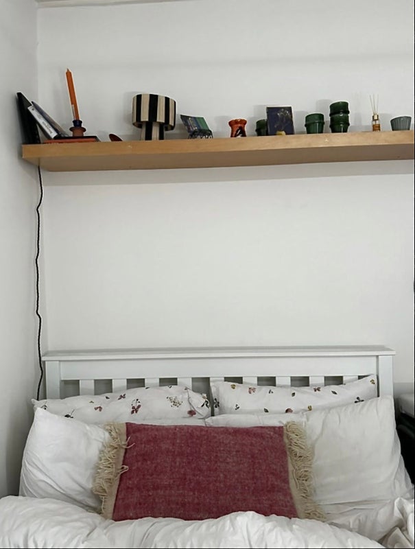 Flat Thorncliffe Road in Greater London