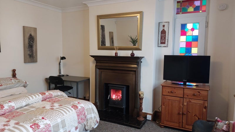 Room Arnold Road in Nottingham