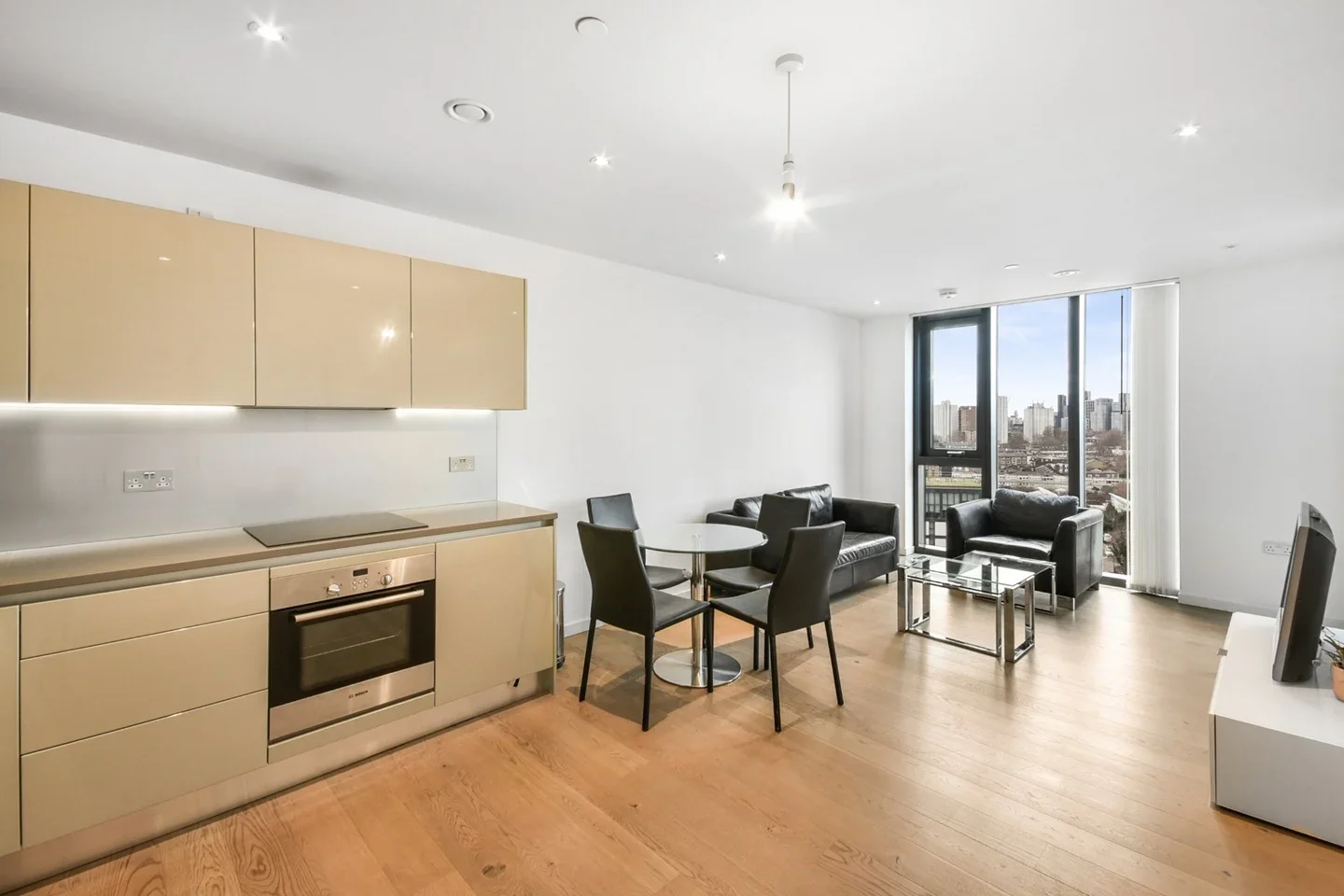 Flat St. Gabriel Walk in Greater London