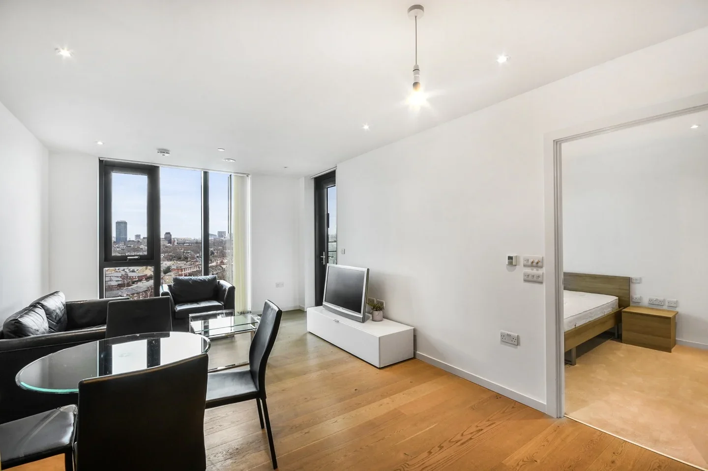 Flat St. Gabriel Walk in Greater London