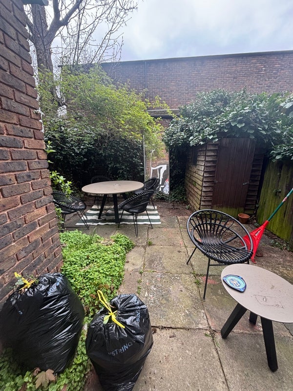 Room Keighley Close in Greater London