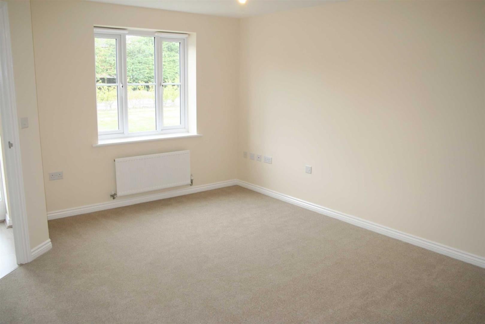 House Levetts Close in South Derbyshire