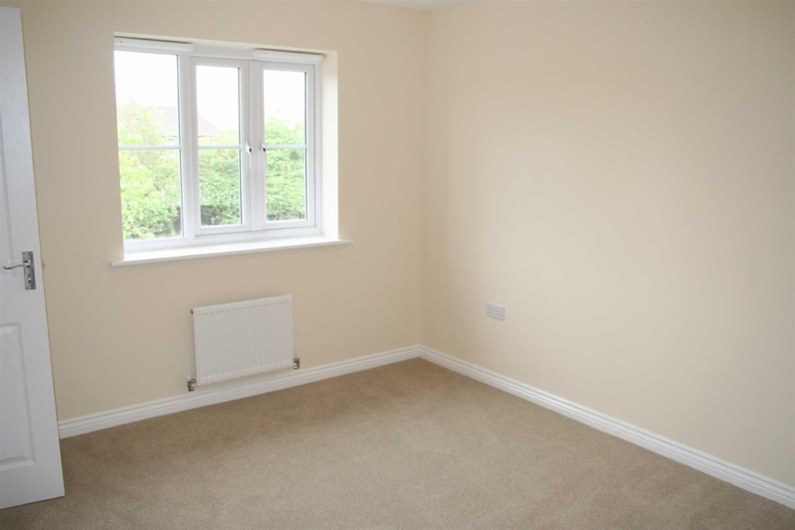 House Levetts Close in South Derbyshire