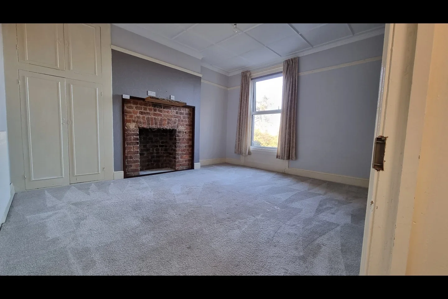 Flat Priory Avenue in St Leonards