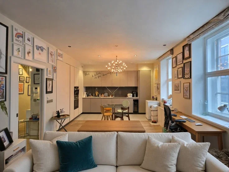 Flat Chelsea Manor Street in Greater London