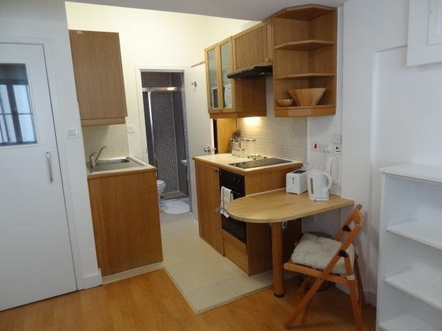 Flat Gloucester Street in City of Westminster