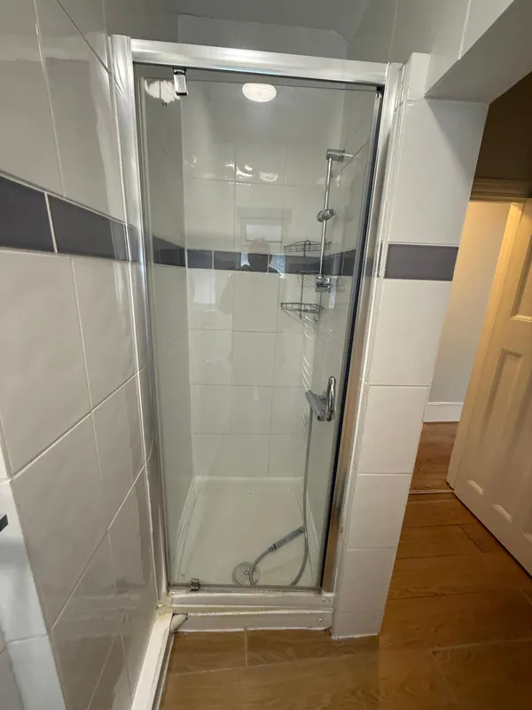 Flat Finchley Road in Greater London