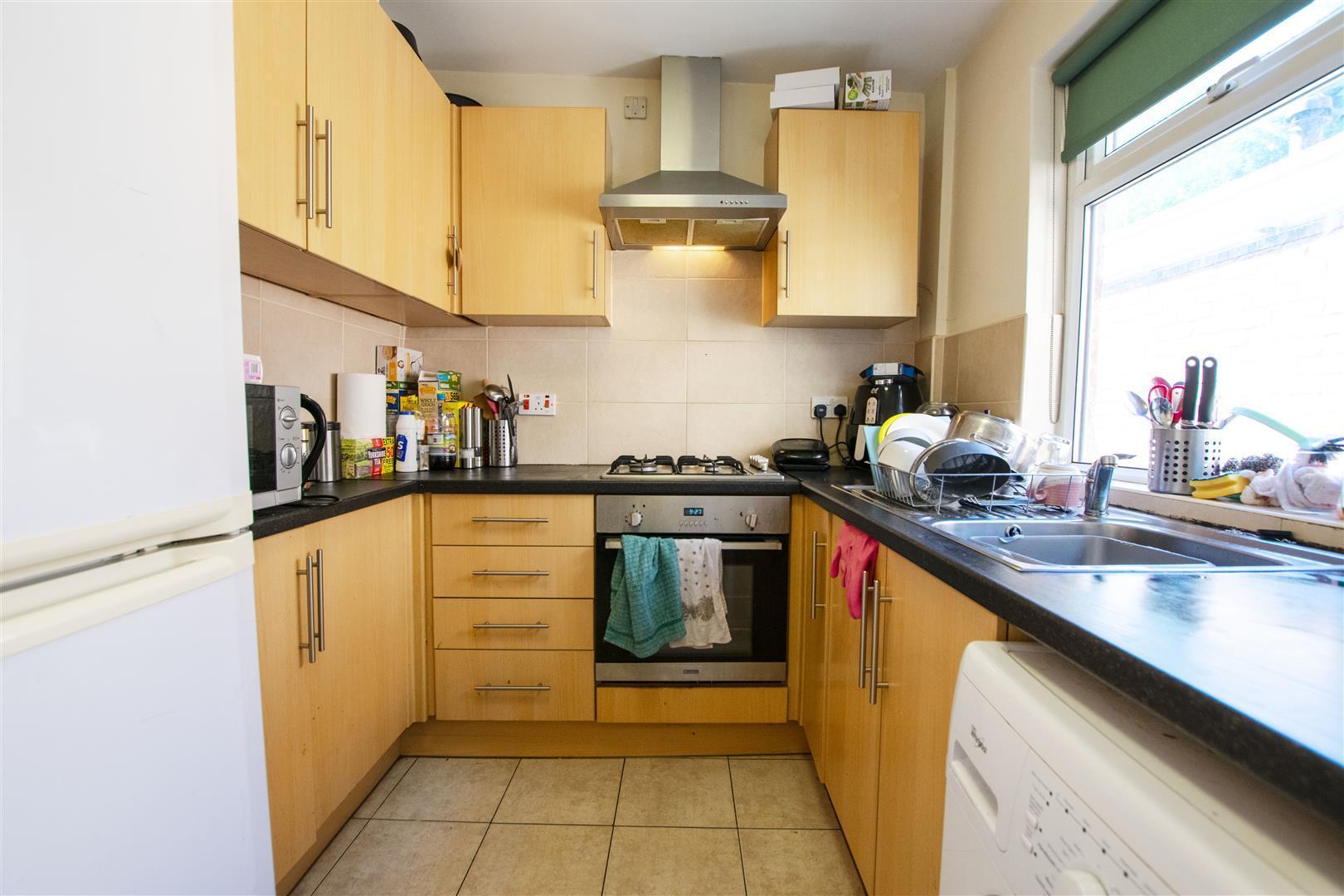 Room Teignmouth Road in Birmingham